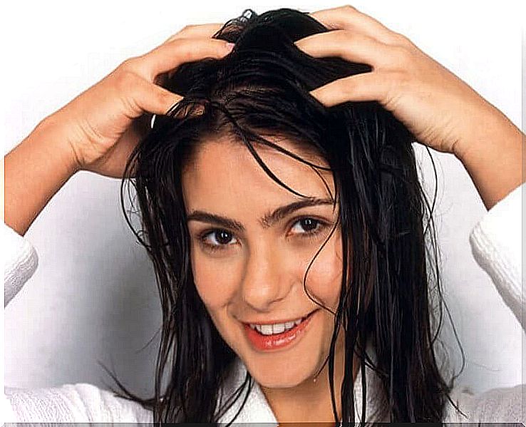 Careful hair washing and daily hair care