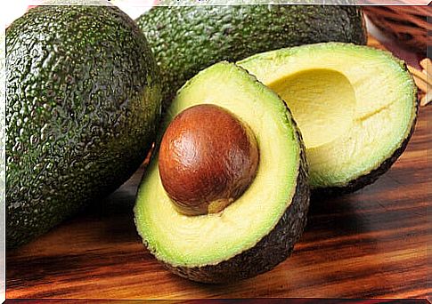 Avocado supports the body in the fight against dry skin.