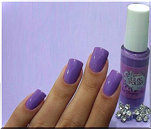 strong nails with purple nail polish