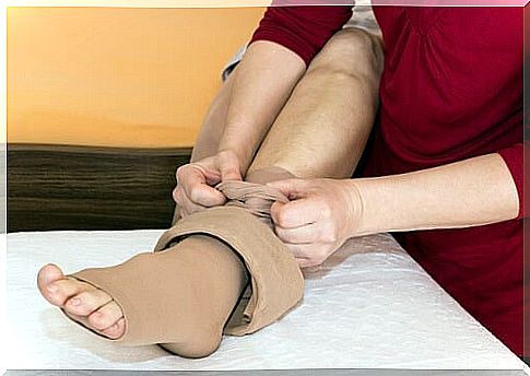 Support stocking against swollen feet