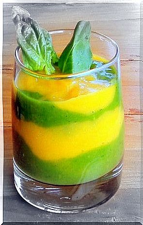 Banana and Spinach Energy Drink