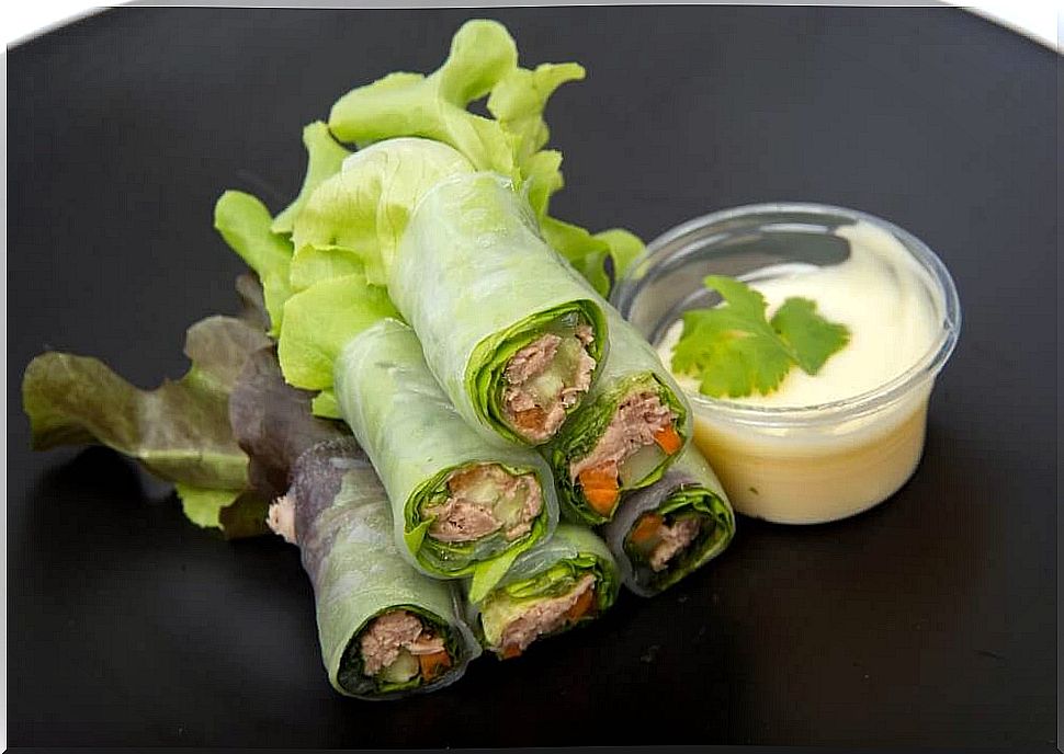 Low carb wraps as a fresh snack