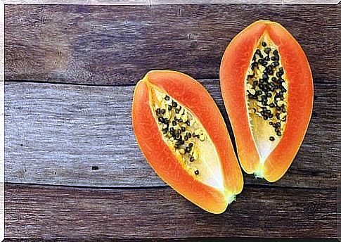 Papaya seeds against intestinal parasites