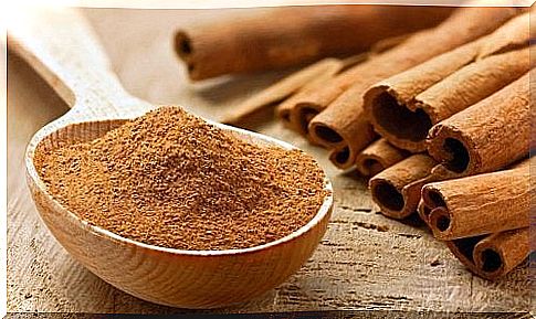 Treat flatulence with cinnamon