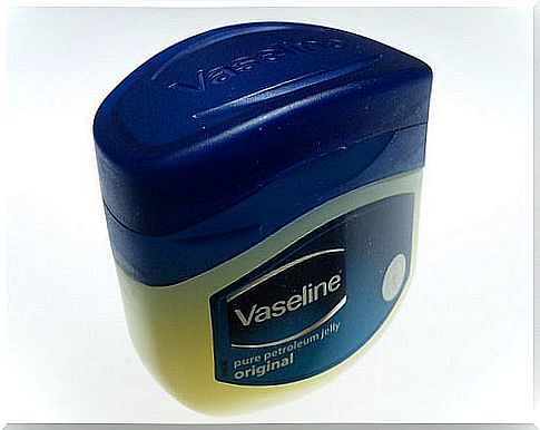 The use of Vaseline is very versatile